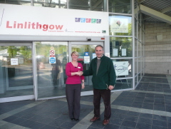 Linlithgow Leisure Centre Provides Parking and Cafeteria
